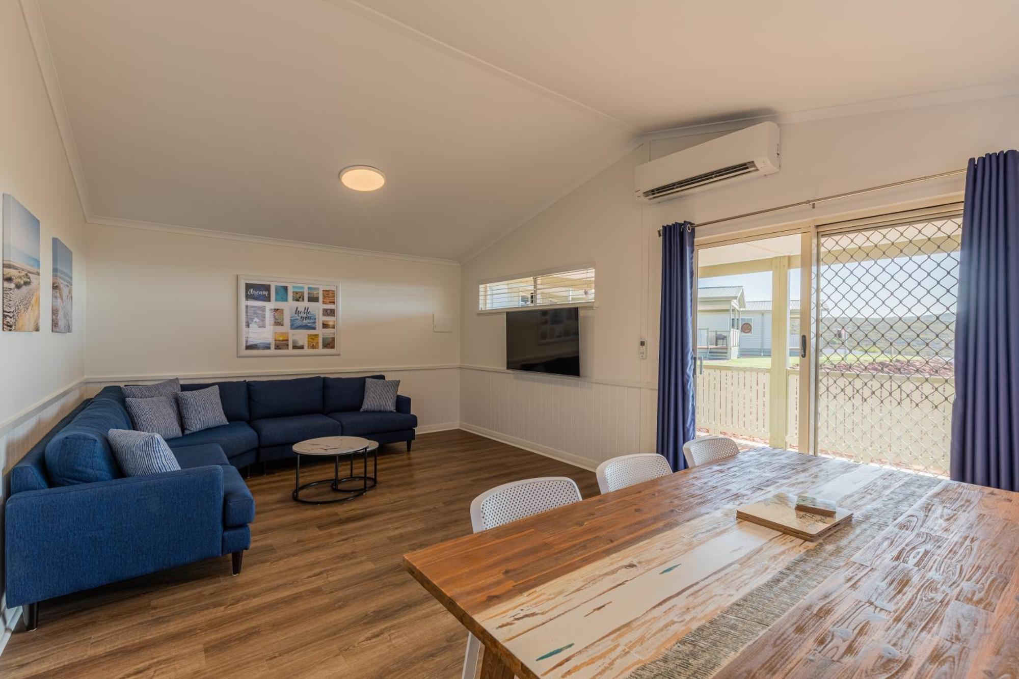 Отель Kalbarri Red Bluff Tourist Park Экстерьер фото