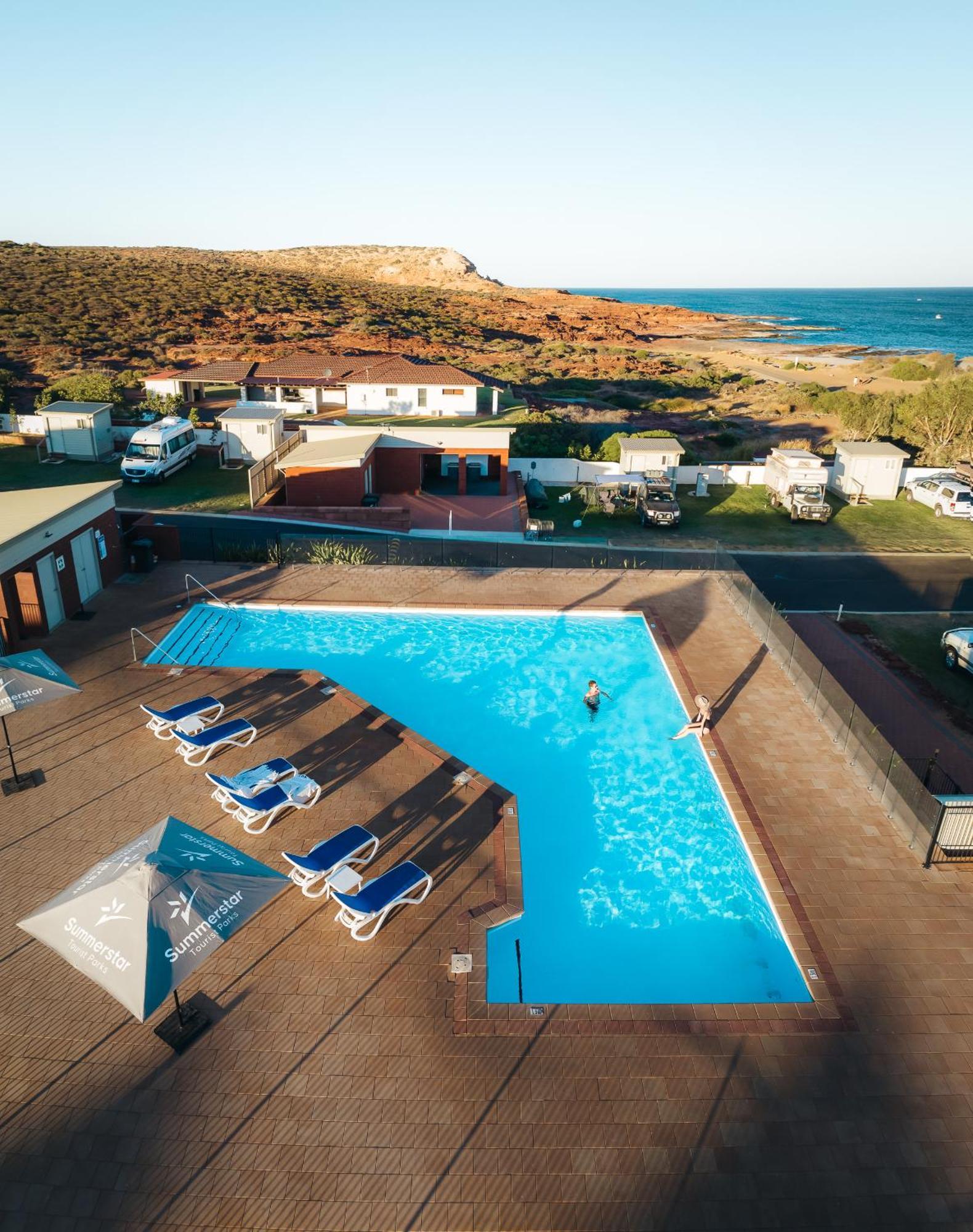 Отель Kalbarri Red Bluff Tourist Park Экстерьер фото