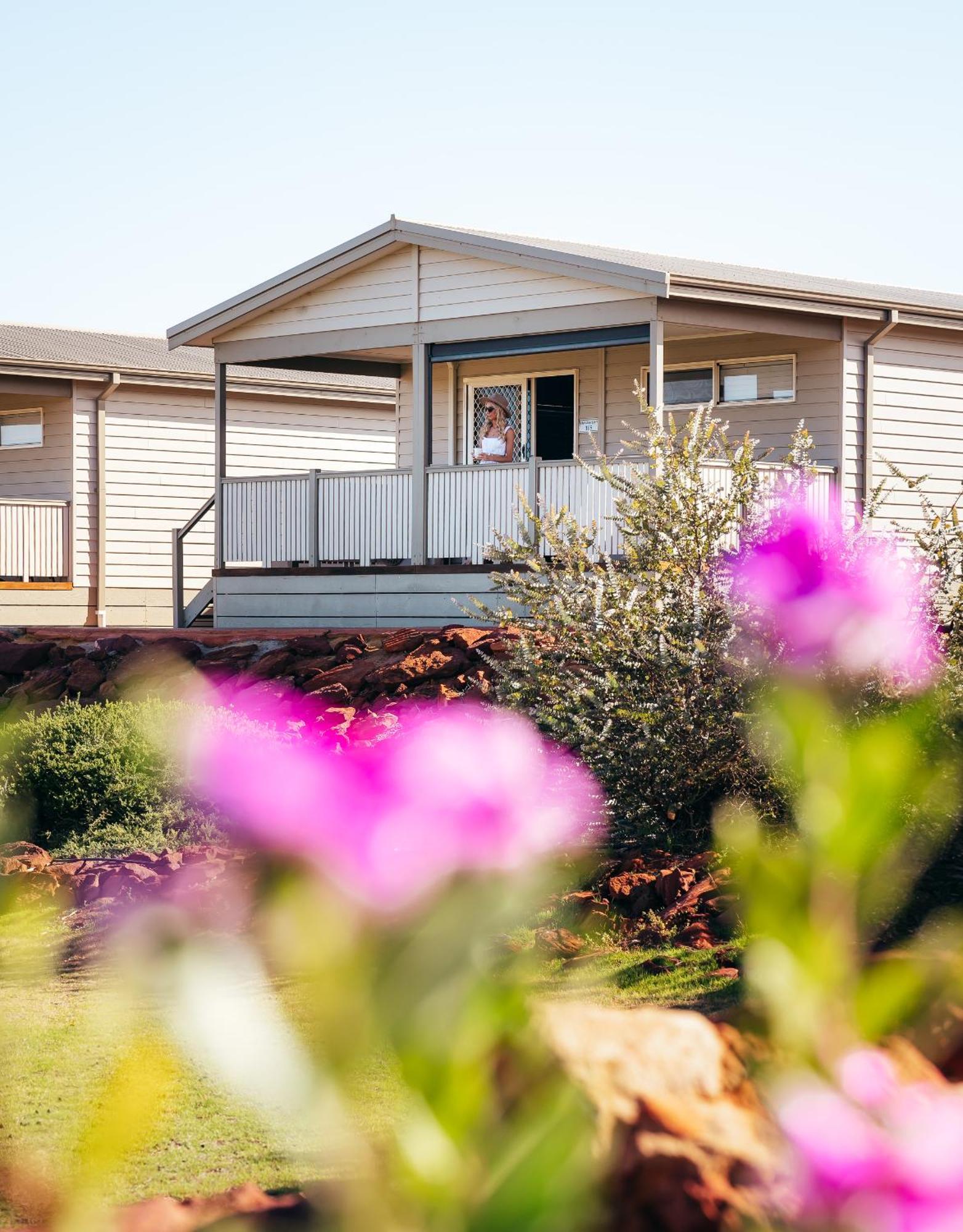 Отель Kalbarri Red Bluff Tourist Park Экстерьер фото