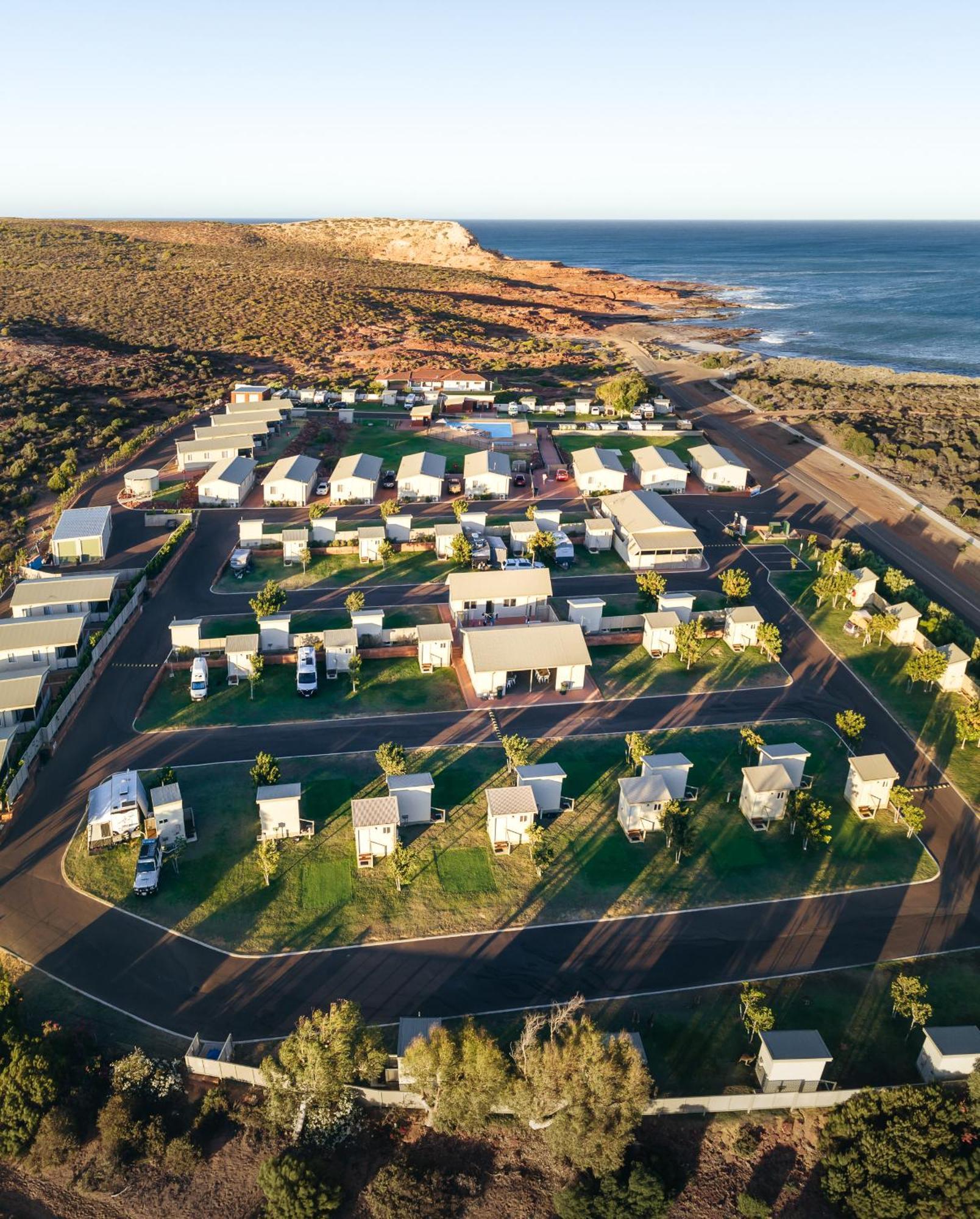 Отель Kalbarri Red Bluff Tourist Park Экстерьер фото